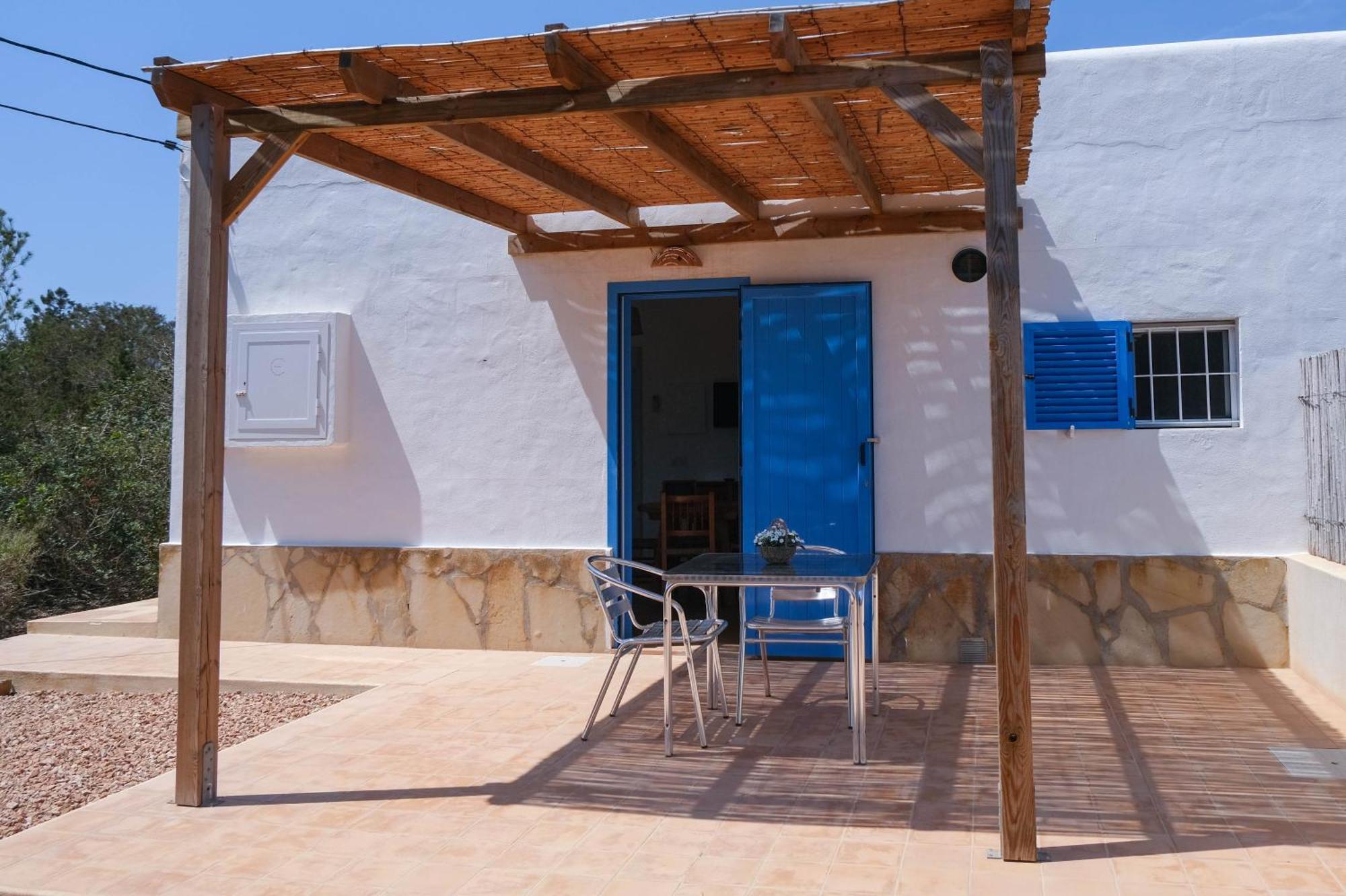 Viviendas Es Carnatge Playa Migjorn Exterior photo